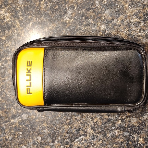 Fluke - Picture 4 of 4